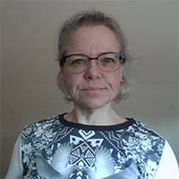 Portrait of Leisa Gibbons